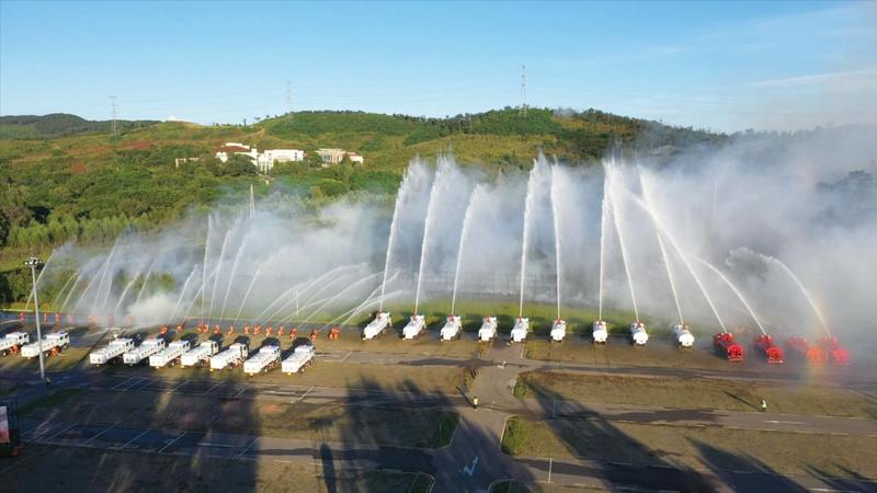 森林防灭火综合演练。