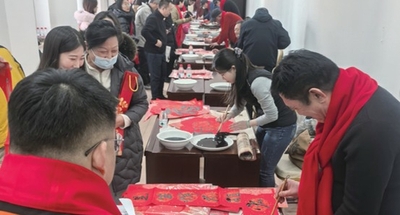 大连市总工会举办劳模新春团拜会